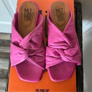 Miz Mooz Paparazzi Hot Pink Knotted Leather Slide Mules, Size 36